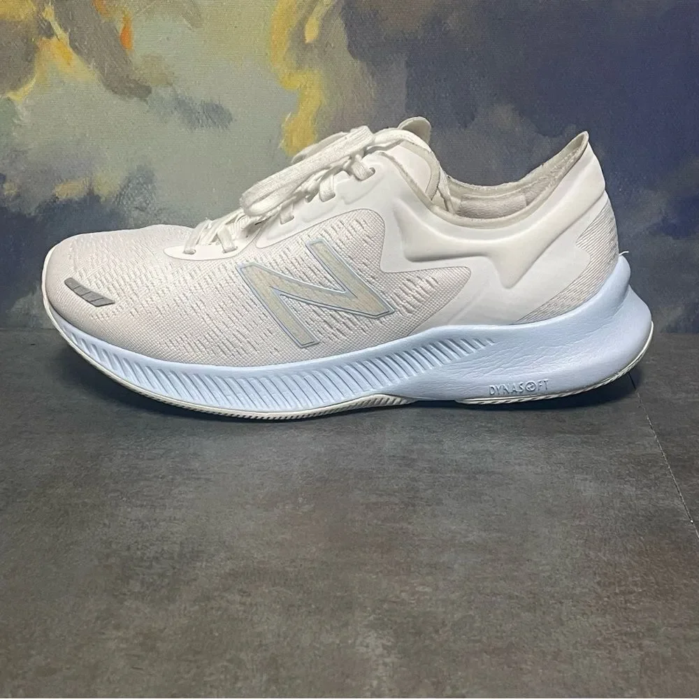 New Balance Dynasoft Pesu V1 Women's Wide Sneakers White Size 8.5D